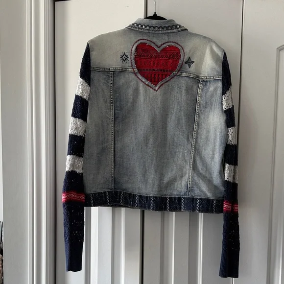 Desigual Light-Wash Denim Jacket with Navy & White Striped Knit Sleeves - Picture 5 of 10